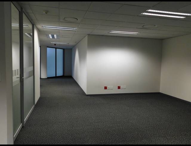 314M² OFFICE TO LET IN PARKTOWN